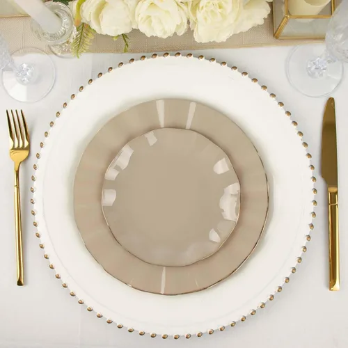 Miniatura 49 de Tableclothsfactory Paquete de 10 platos redondos de plástico negro de 6 pulgadas para ensalada de postre, platos desechables con borde ondulado