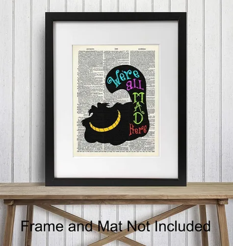 Miniatura 2 de Decoración de pared de gato Cheshire – Arte de pared de gato – Regalo único para los fanáticos de Alicia Wonderland – Póster de fotos de diccionario