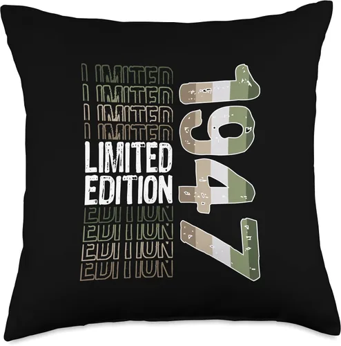 Miniatura 4 de Limited Edition Vintage 1947 Retro Birthday Throw Pillow