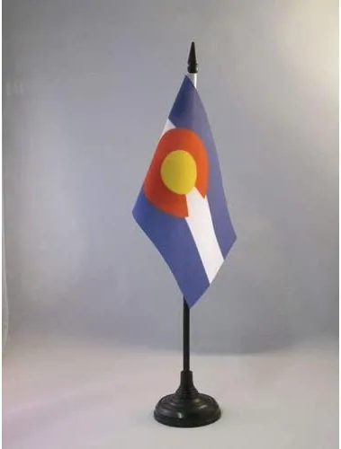 Miniatura 2 de Bandera de mesa de Colorado de 4 x 6 pulgadas, bandera de escritorio del estado de Colorado de EE. UU., 5.9 x 3.9 in, palo y base de plástico negro