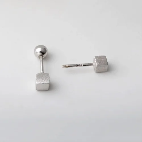 Miniatura 5 de Pendientes pequeños de plata de ley 925 con rosca trasera