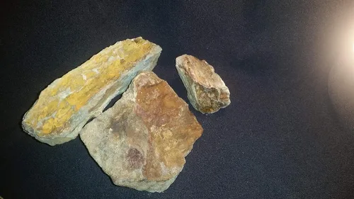Miniatura 2 de 1 libra de mineral Colorado Gold genuino