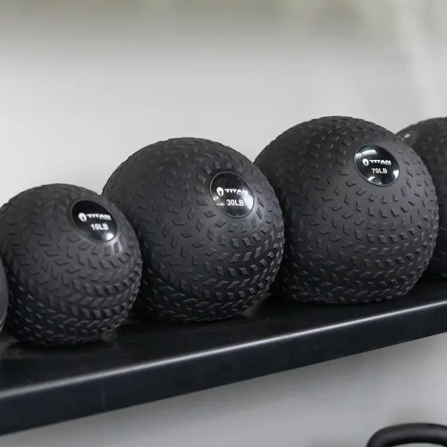 Miniatura 4 de Titan Fitness pelota de caucho Tread Slam, rebote muerto, peso para el entrenamiento - lanzar, atrapar, golpear, girar