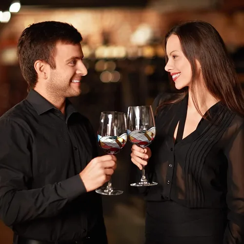 Miniatura 2 de Bezrat Copas de vino pintadas a mano, juego de 2, regalo de vino para mujer, copa para amantes del vino, hermosas ideas de regalos de cristalería
