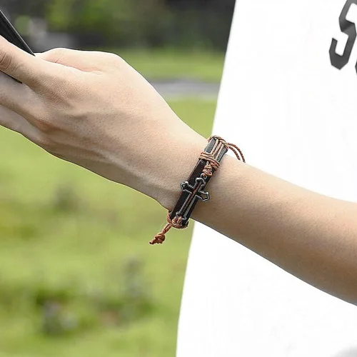 Miniatura 3 de brazalete negro con forma de cruz de cuero genuino para hombre
