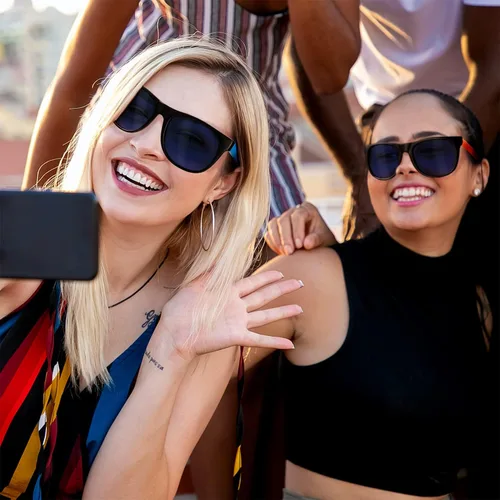 Miniatura 6 de Paquete de 32 lentes de sol de neón de 16 colores, regalos de fiesta, estilo de los años 80, coloridos juegos de gafas de sol para fiesta, perfectos