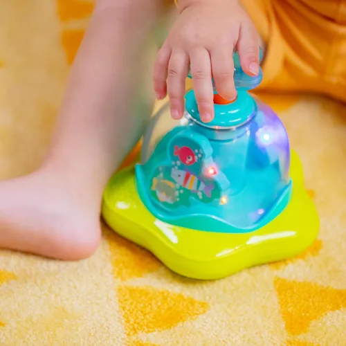 Miniatura 9 de Bright Starts Juguete giratorio, de presionar y brillar, de causa y efecto, musical para bebés, a partir de 6 meses+ Prensa y resplandor