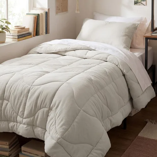 Miniatura 22 de Bedsure - Edredón tamaño queen, acolchado, para todas las estaciones, ultrasuave, plumón alternativo prelavado y relleno de edredón con 4 pestañas