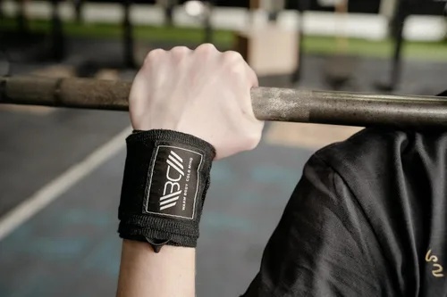 Miniatura 8 de WARM BODY COLD MIND - Premium Cotton Weight Lifting Wrist Wraps for Cross Training, Powerlifting, Deadlift, Weightlifting, Gym, Wrist Straps