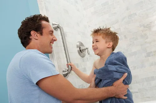 Miniatura 7 de Moen barras de agarre de ducha de seguridad para baño de 16 y 24 pulgadas con diseño moderno, níquel cepillado