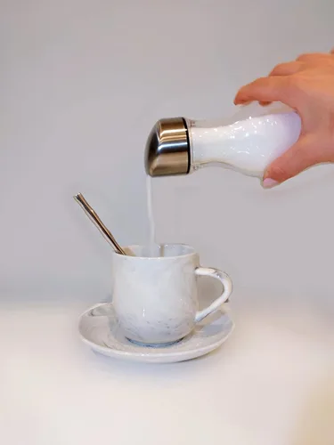 Miniatura 6 de J&M DESIGN Dispensador de azúcar acrílico con boquilla de acero inoxidable para café, té y hornear, recipiente de 9.5 onzas