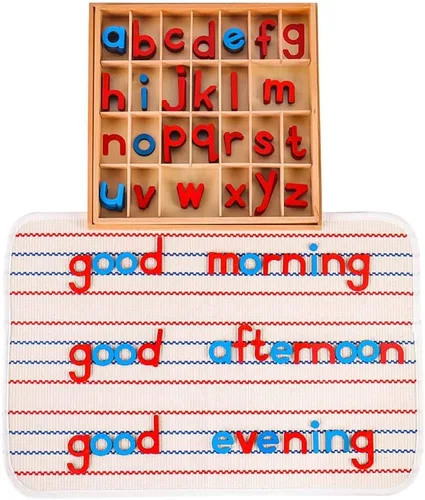 Kghios Montessori - Alfabeto móvil pequeño de madera con caja y tapete grande, materiales de aprendizaje de ortografía preescolar (rojo y azul)