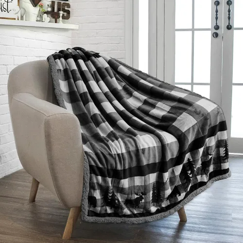 Miniatura 9 de PAVILIA Winter Cabin - Manta de sherpa de forro polar suave, acogedora manta reversible de Navidad gris de 50 x 60 pulgadas, cálida manta de felpa