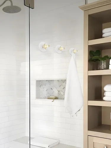 Miniatura 6 de Paquete de 4 ganchos adhesivos de cristal de JIASENBAO para toallas de baño, ganchos de pared blancos para colgar batas y abrigos, ganchos