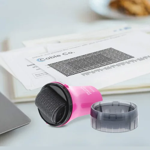 Miniatura 9 de Guard Your ID Wide Advanced Roller 2.0 - Sello de seguridad para prevención de robo de identidad, color rosa