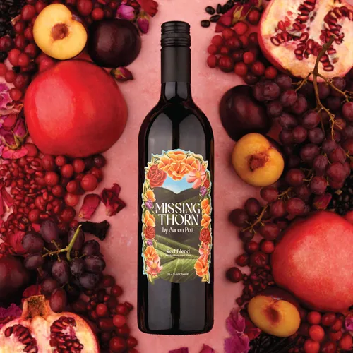 Miniatura 4 de Vino tinto sin alcohol Bordeaux de Missing Thorn por Aaron Pott - Vino sin alcohol con sabor a rica mora, cereza negra y cassis - Bajo en azúcar