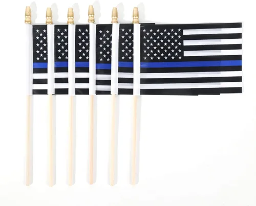 Miniatura 5 de Paquete de 12 banderas pequeñas de policía de línea azul delgada en palo de madera para honrar a los agentes del orden (12 unidades)