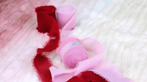 Miniatura 4 de Juego de 3 rollos de cinta de gasa de gasa hecha a mano con flecos de 1.5 pulgadas x 7 yardas para decoración de flores, invitaciones de boda