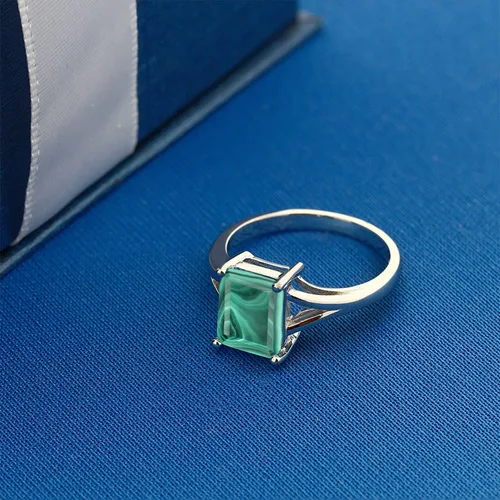 Miniatura 53 de Gem Stone King Anillo de compromiso solitario con diseño clásico de vástago dividido para mujer, plata de ley 925, piedra natal de piedra preciosa