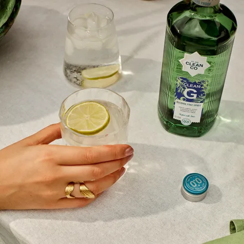 Miniatura 5 de CleanCo Clean G - Alternativa al Gin Sin Alcohol Destilados Premiados de Cero Proof Sin Azúcar, Baja en Calorías y Sin Edulcorantes Vegano