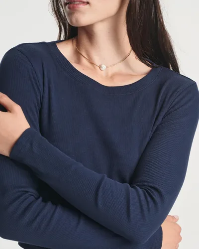 Miniatura 4 de Real Essentials Paquete de 4 camiseta corta de algodón de punto acanalado de manga larga para mujer (disponible en Plus)