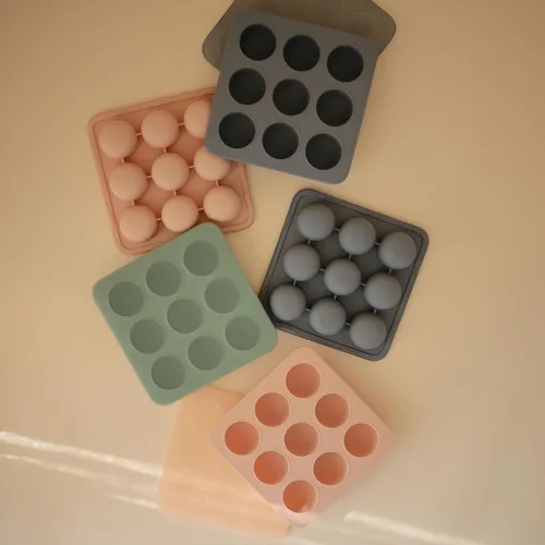 Miniatura 3 de mushie Bandeja de silicona para congelador de alimentos para bebés con tapa, 9 tazas x 1.5 onzas, contenedor de almacenamiento sin BPA (rubor)