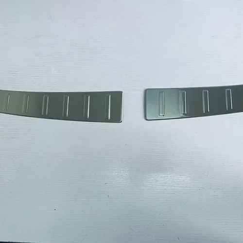 Miniatura 7 de Accesorios de automóvil para Mitsubishi New Outlander 2022 2023, protector de parachoques interior trasero, protector de placa de desgaste de carga