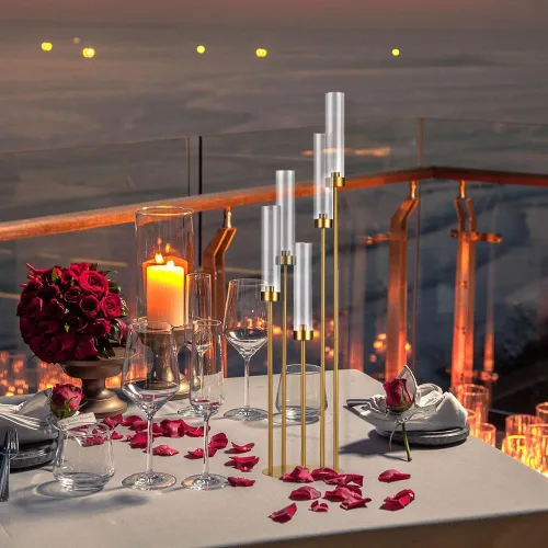Miniatura 8 de Candelabro de 5 brazos con pantalla acrílica, juego de 4 candelabros dorados para mesa de boda, fiesta de cumpleaños, decoración del hogar, 39.4