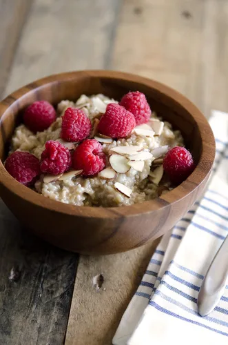 Miniatura 6 de Bob's Red Mill Avena orgánica cortada de acero de cocción rápida, 22 onzas (paquete de 4), orgánica, sin OMG, grano entero, vegano, kosher
