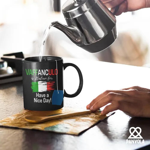 Miniatura 6 de Panvola Vaffanculo Is Italian For Have A Nice Day - Divertido regalo italiano para compañeros de trabajo, amigos, hermana, hermano, familia en Negro