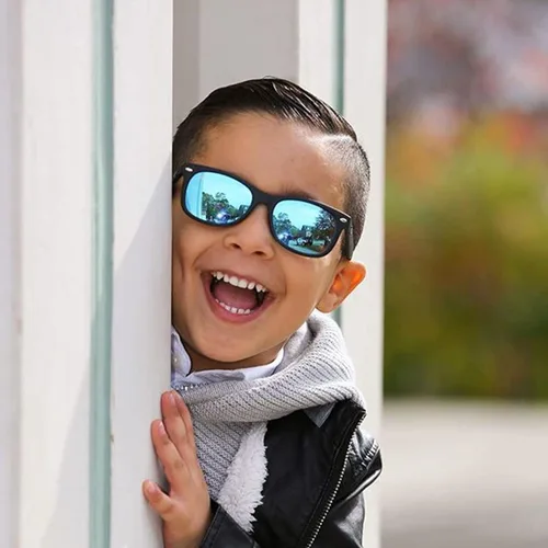 Miniatura 8 de Matcheck Paquete de 12 lentes de sol con lentes de espejo para niños, lindos lentes clásicos, regalos de fiesta para niños y niñas, accesorios