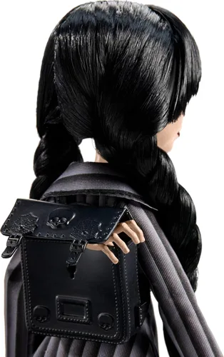 Miniatura 4 de Muñeca de miércoles de Monster High y accesorios, muñeca coleccionable de Wednesday Addams en uniforme de la Academia Nevermore con Thing y mochila