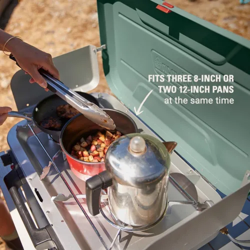 Miniatura 5 de Coleman Cascade 328 - Estufa de campamento de 3 quemadores, superficie de cocción portátil con 28,000 BTU, encendido sin fósforos y protectores
