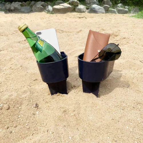 Miniatura 10 de Portavasos para la playa Home Queen con bolsillo, soporte multifuncional para arena para bebidas, teléfono, gafas de sol y llaves, accesorio