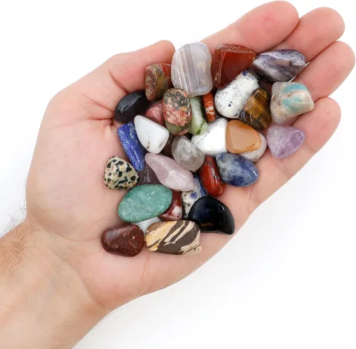 Miniatura 2 de Piedras naturales pulidas más hoja de identificación educativa y libro de 24 páginas de rocas y minerales (en inglés). Tamaño medio de la piedra