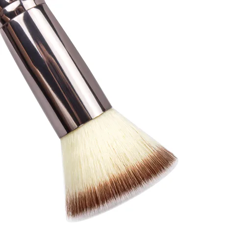 Miniatura 4 de Matto Flat Kabuki - Brocha de maquillaje con parte superior plana para mezcla de base líquida, crema mineral en polvo, 1 unidad