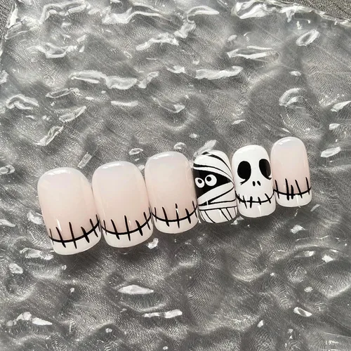 Miniatura 6 de Uñas postizas de punta francesa para Halloween, uñas postizas cortas cuadradas con diseños de parches de calavera, cobertura completa, uñas postizas