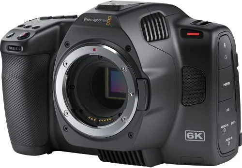 Miniatura 3 de Blackmagic Design Cámara de cine de bolsillo 6K G2 (CINECAMPOCHDEF6K2) + lente Canon EF de 1.969 in (0570C002) + tarjeta de memoria de 64 GB +