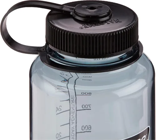 Miniatura 3 de Nalgene Sustain Tritan - Botella de agua sin BPA, 32 onzas, boca ancha, gris con tapa negra y botella de agua Sustain Tritan sin BPA fabricada