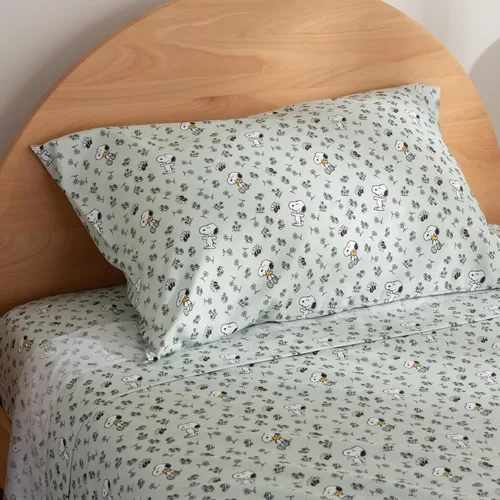 Miniatura 8 de Berkshire Blanket Peanuts® - Juego de sábanas para niños, tamaño individual, 3 piezas, lindo personaje Snoopy impreso, sábanas de microfibra suave