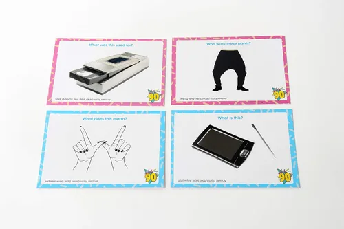 Miniatura 4 de Buffalo Games Hella 90's - Juego de Trivia de Cultura Pop Marrón