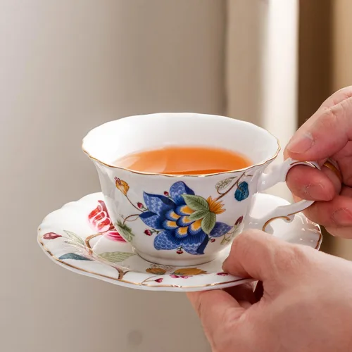 Miniatura 4 de Juego de 4 tazas de té de cerámica, tazas de café y platillos (azul y rojo)