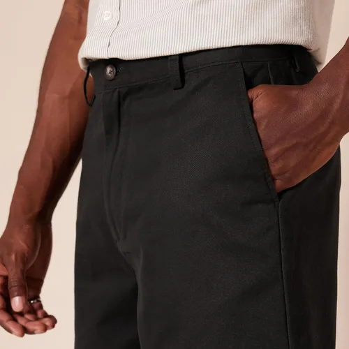 Miniatura 4 de Amazon Essentials - Pantalón corto chino de ajuste clásico de 9 pulgadas para hombre