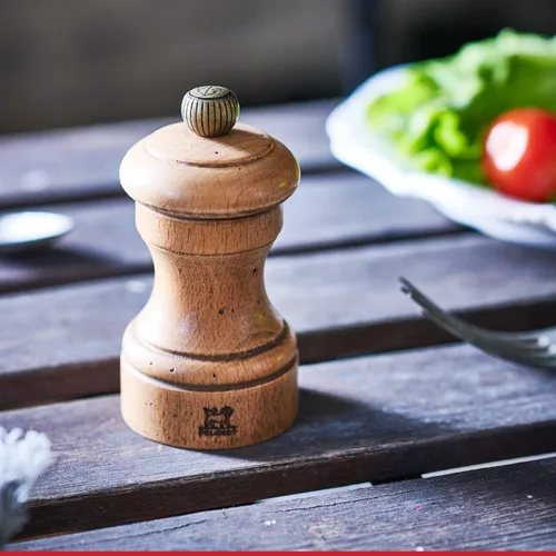 Miniatura 4 de Peugeot 30933 Bistro Antique Distressed Beechwood 4 inch Pepper Mill Madera de haya envejecida