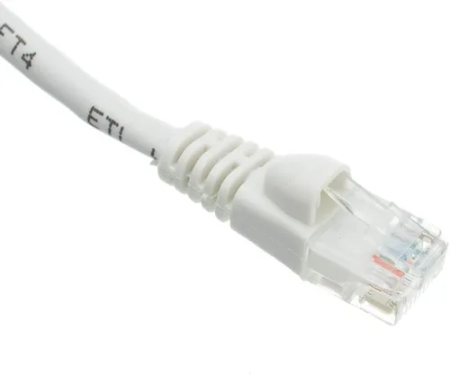 Miniatura 3 de CableWholesale Cable de conexión Ethernet Cat6a blanco de 7 pies, sin enganches/arranque con conector RJ45, 500 MHz, 24 AWG, UTP