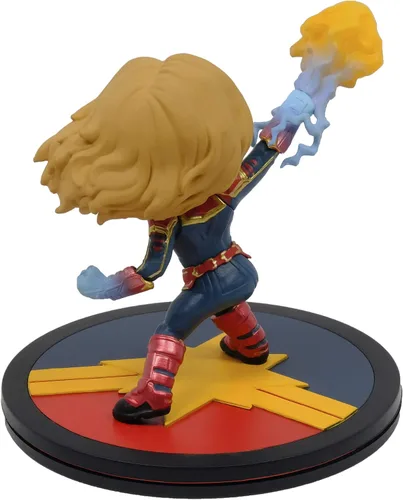 Miniatura 4 de QMx Diorama de figura Q-Fig de Capitán Marvel