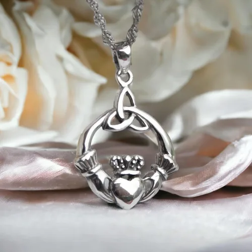 Miniatura 8 de 925 Sterling Silver Irish Claddagh Necklace - Trinity Celtic Knot Pendant with 20" Inch Chain - Hands Holding Heart Crown Charm - Love Celtic