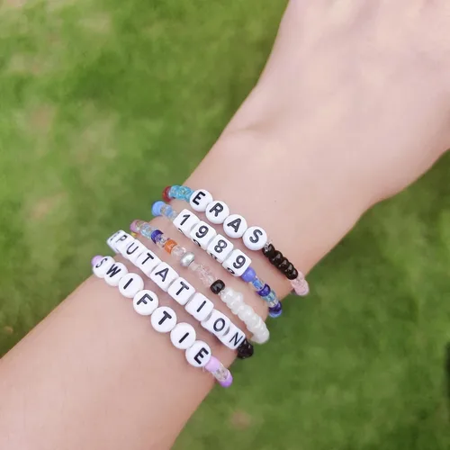 Miniatura 5 de JALZEMPL 5Pcs Taylor Eras Tour Swiftie Bracelets Lover 1989 Reputation Mid Friendship Bracelet Beads Set Lover Era Taylor Outfit Inspired Lover