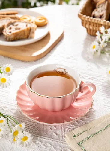 Miniatura 2 de Tazas y platillos de té real, con ribete dorado y caja de regalo, tazas de café británicas, juego de té de porcelana, juego de 6 (8 onzas) - Rosa