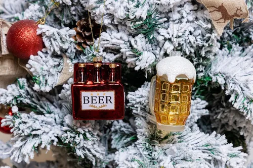 Miniatura 7 de Paquete de 2 adornos de cerveza de vidrio soplado a mano para árbol de Navidad, vidrio pintado a mano, paquete de 6 adornos de cerveza y adorno